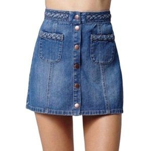 Kendall & Kylie Denim Mini Skirt Size 27 Braided Waistband Snap Buttons Patch